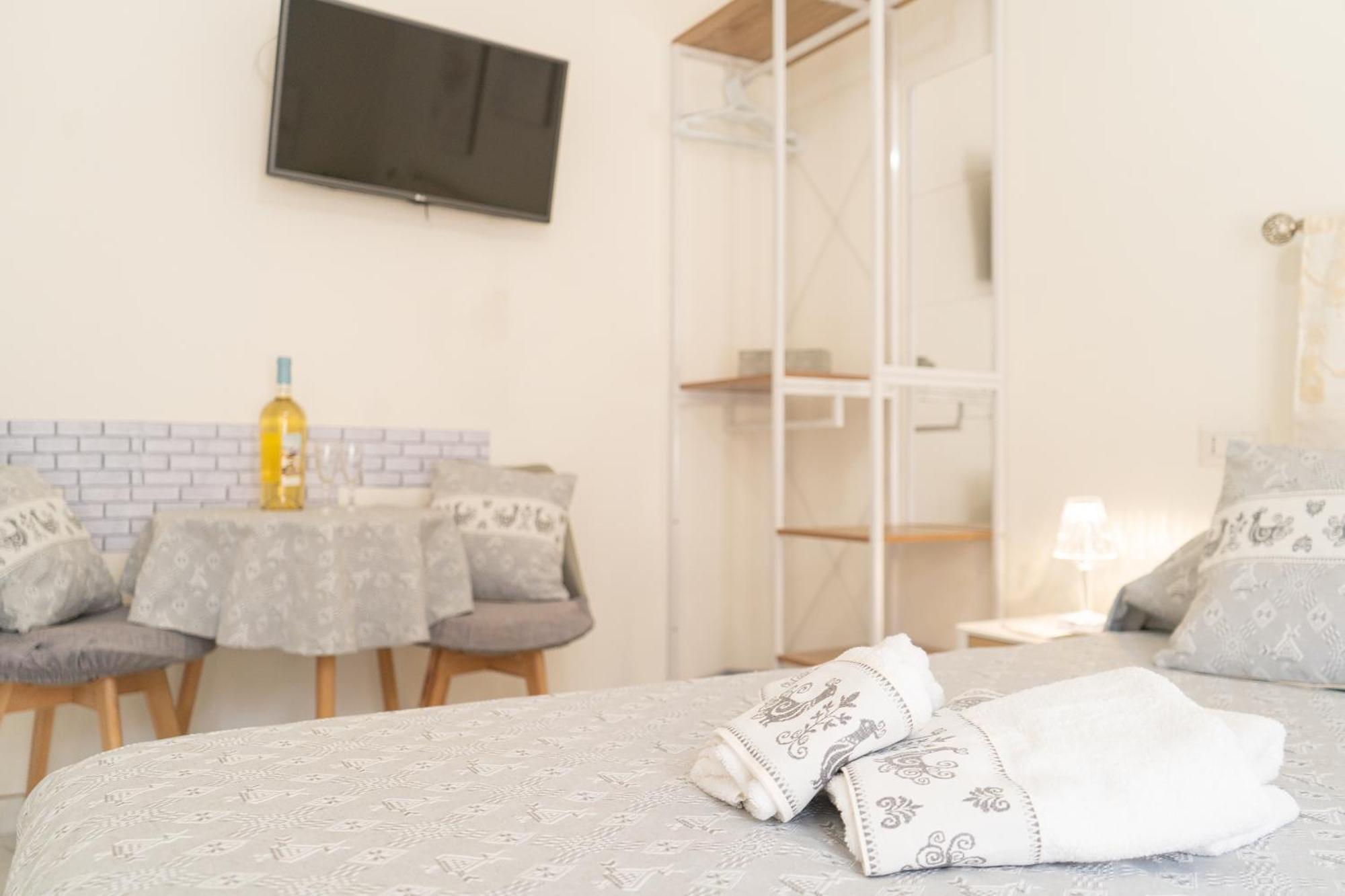 White Bike Rooms Синискола Экстерьер фото